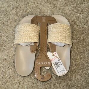 Roxy Women's Cream Slide Sandals